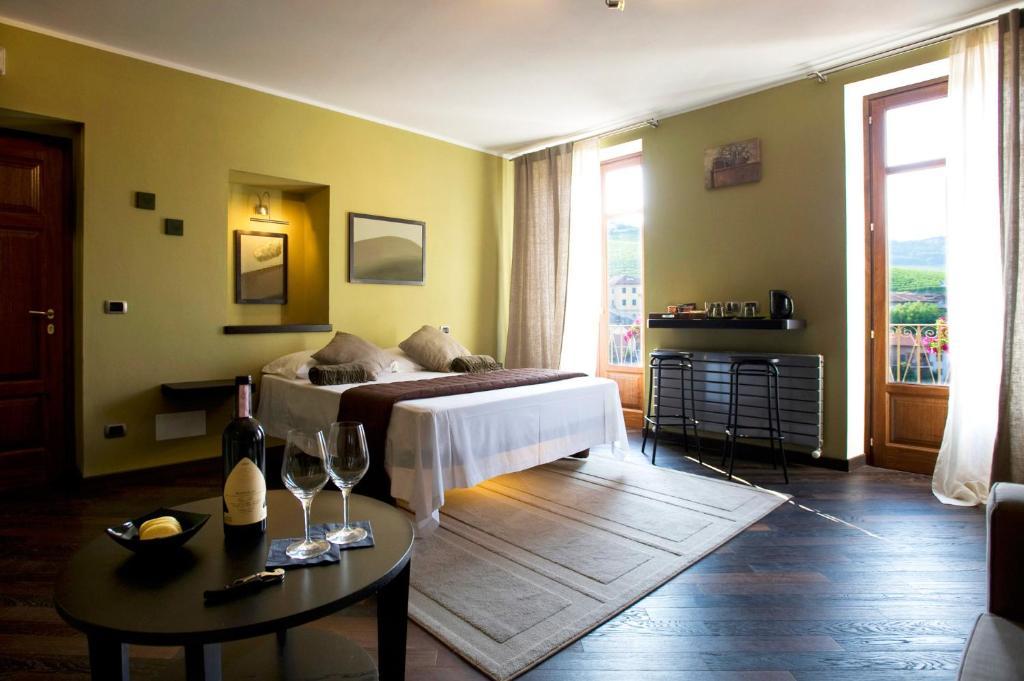Casa Svizzera Agriturismo Barolo Habitación foto