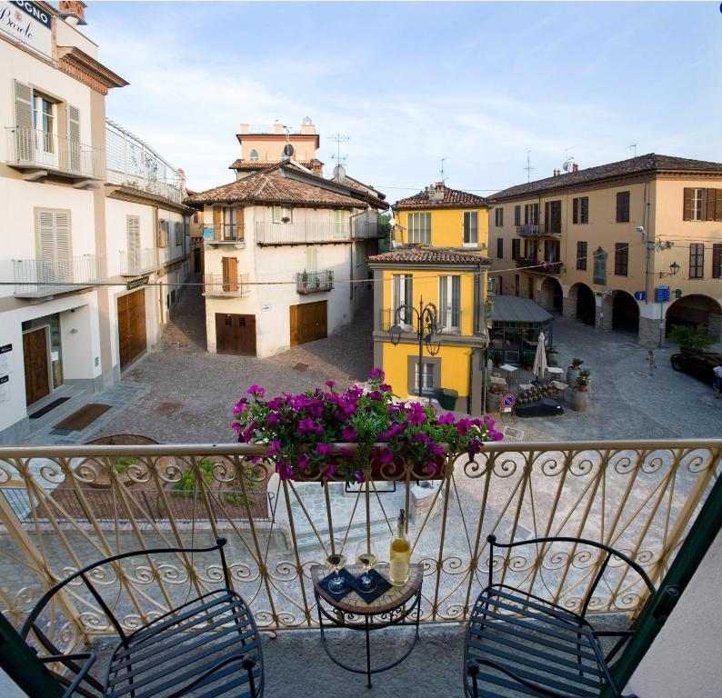 Casa Svizzera Agriturismo Barolo Habitación foto