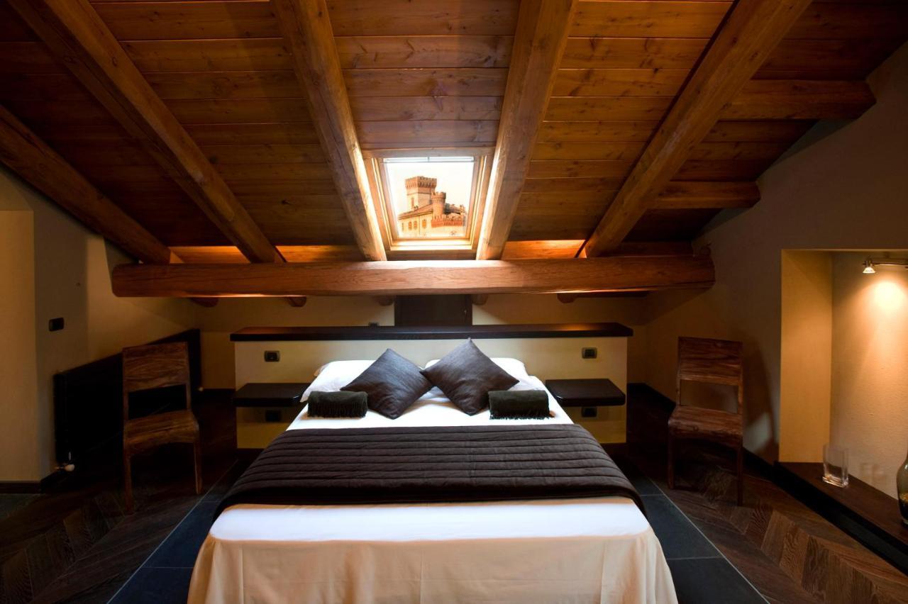 Casa Svizzera Agriturismo Barolo Exterior foto