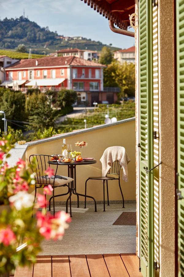 Casa Svizzera Agriturismo Barolo Exterior foto
