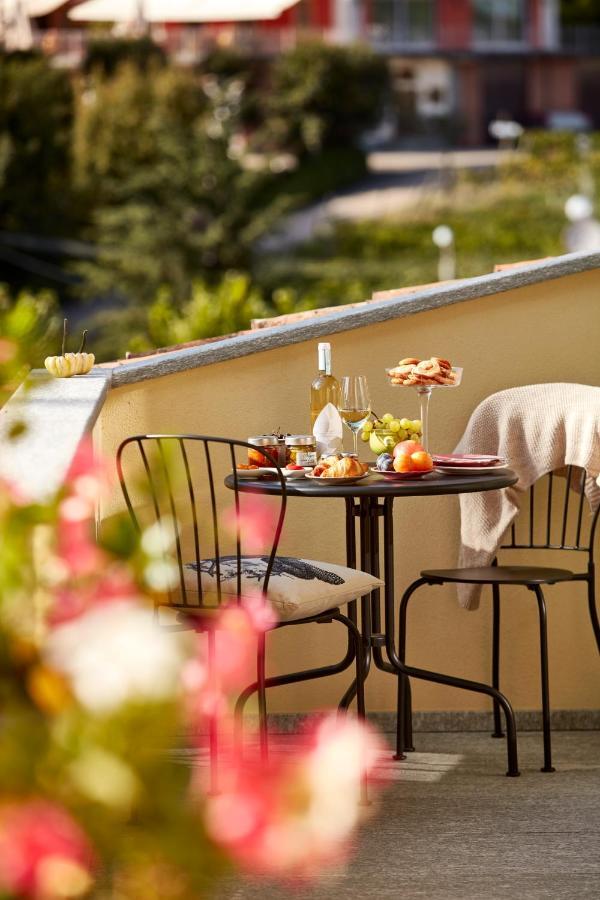 Casa Svizzera Agriturismo Barolo Exterior foto