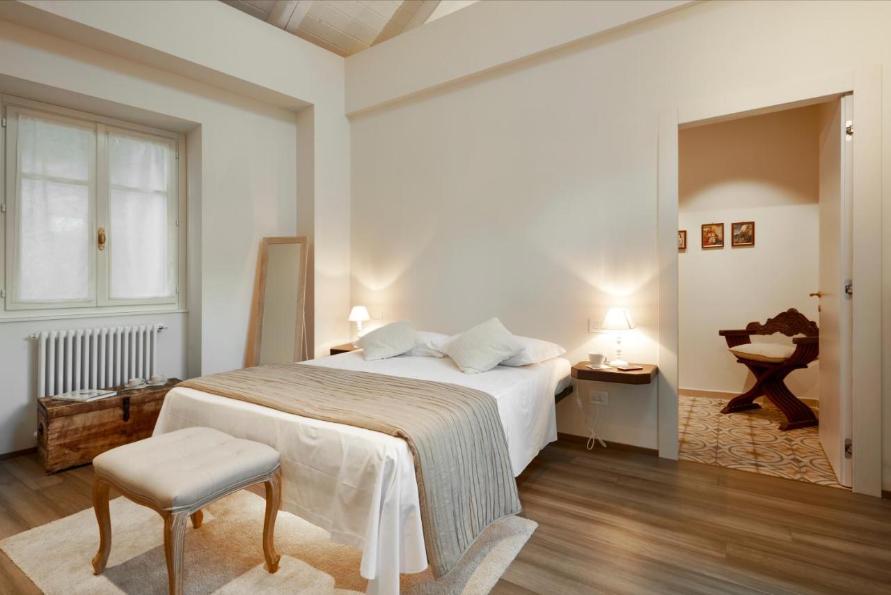 Casa Svizzera Agriturismo Barolo Exterior foto